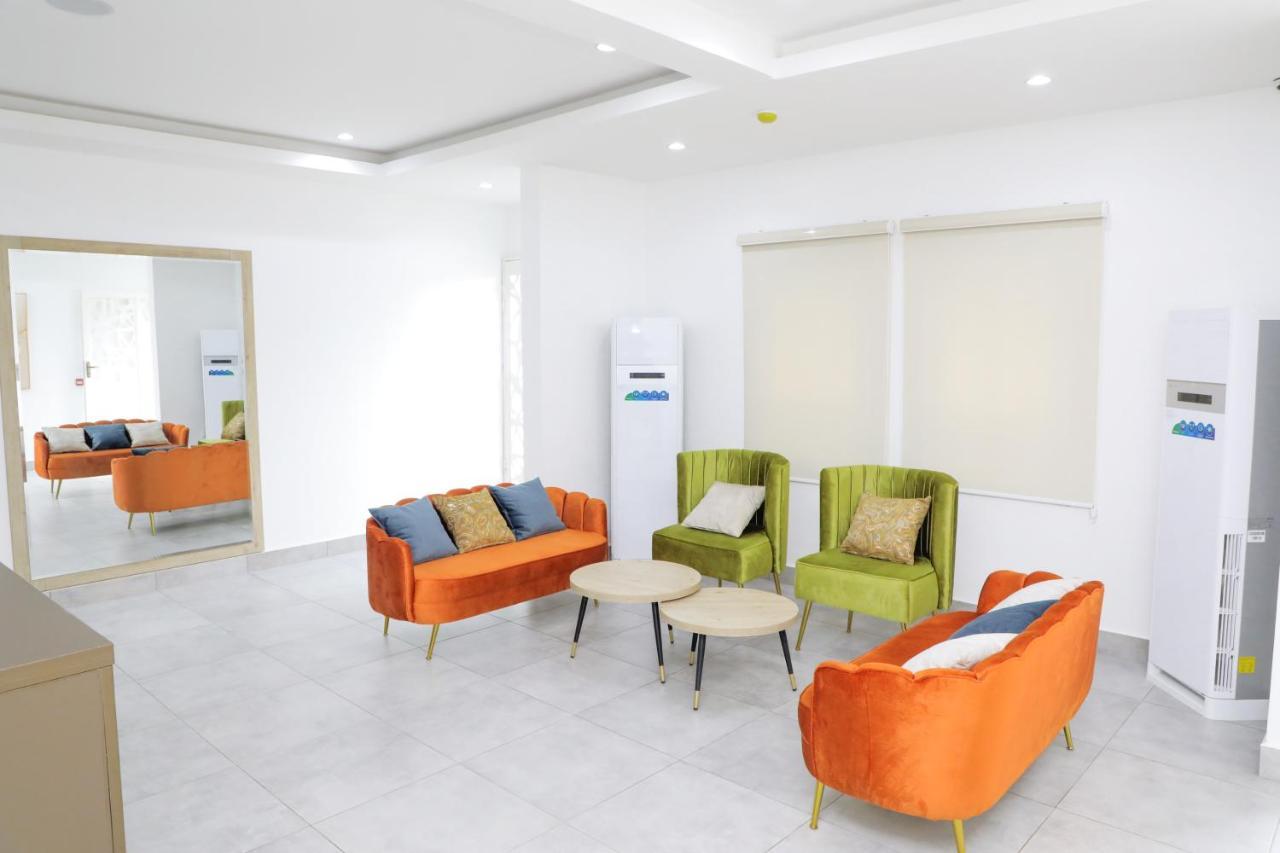 Quest Boutique Hotel Gwarinpa Luaran gambar