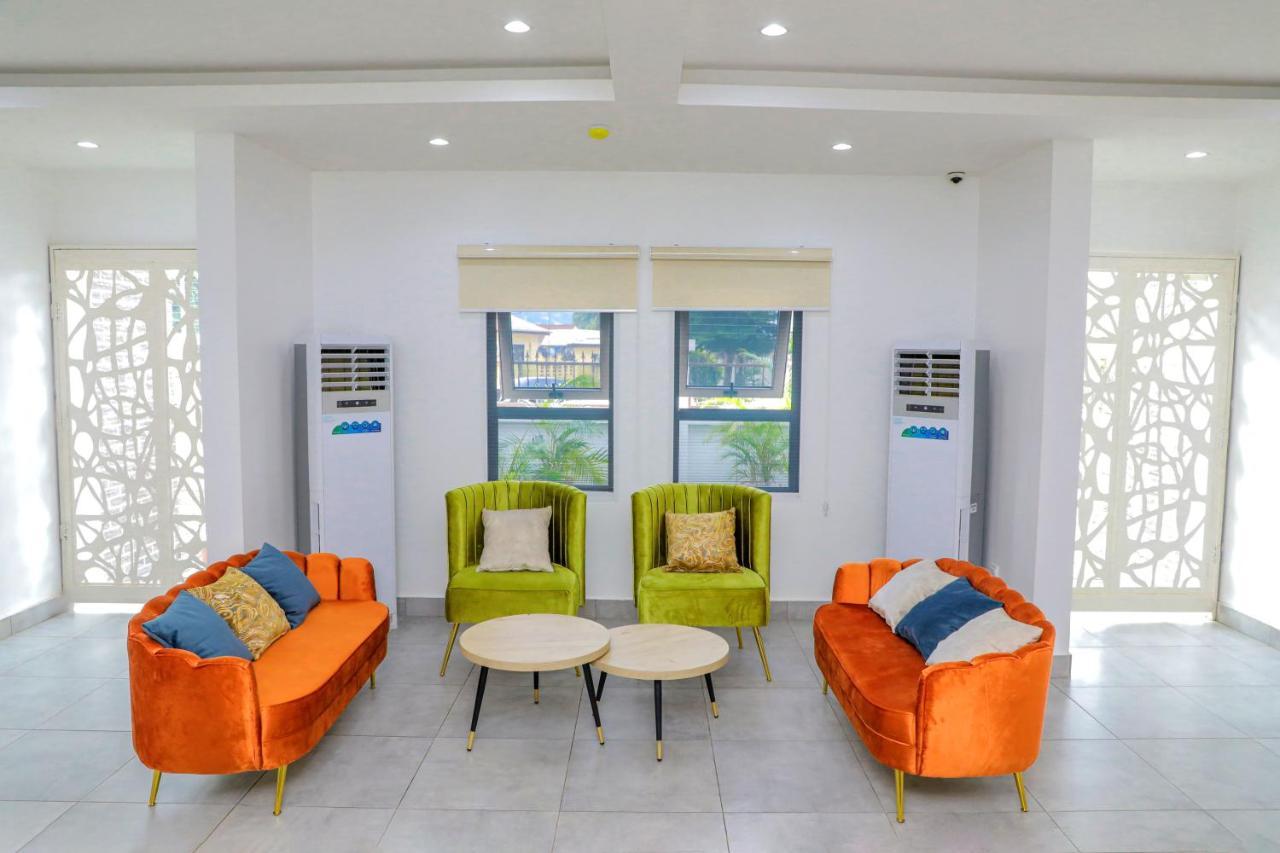 Quest Boutique Hotel Gwarinpa Luaran gambar
