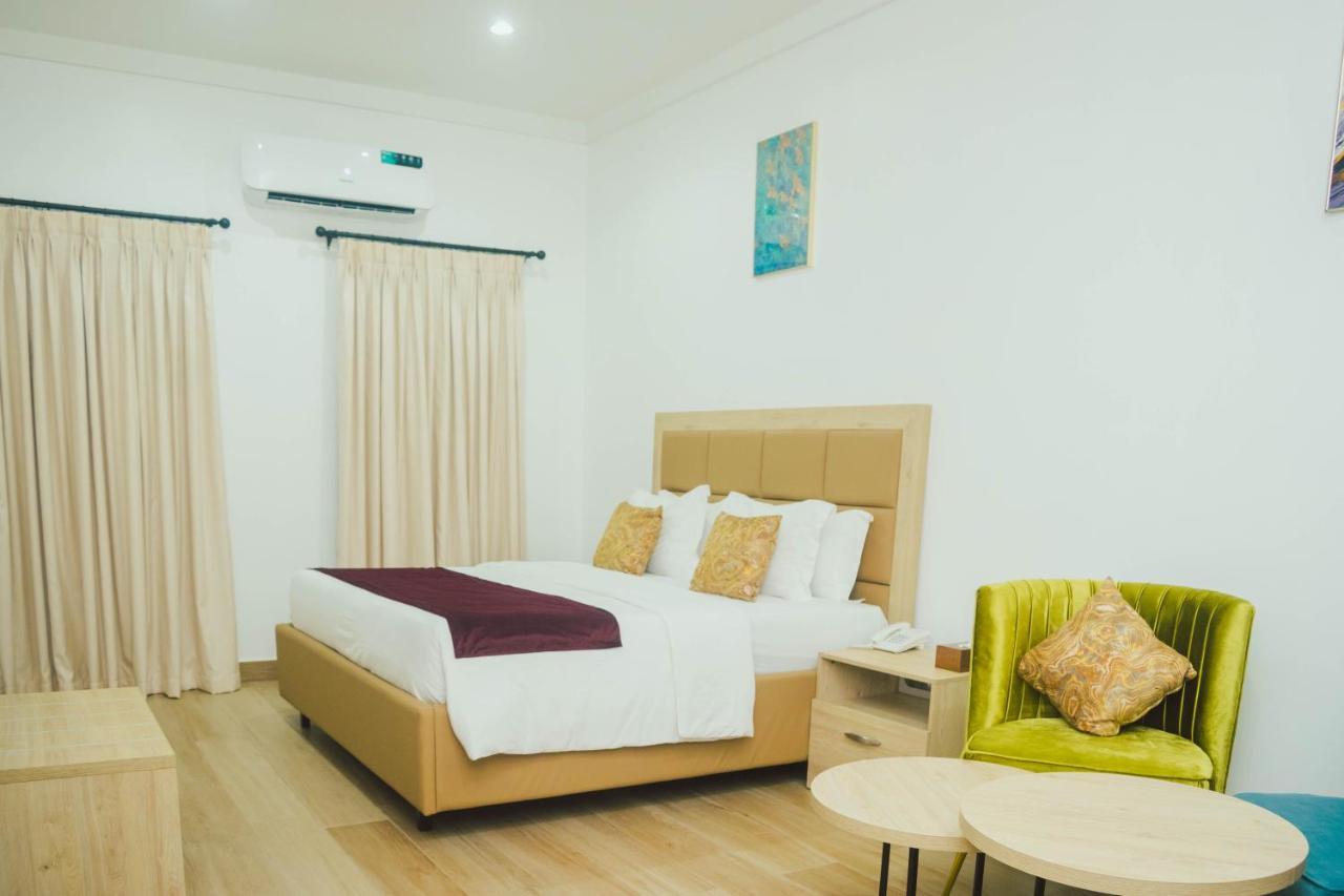 Quest Boutique Hotel Gwarinpa Luaran gambar