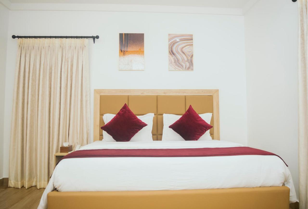 Quest Boutique Hotel Gwarinpa Luaran gambar