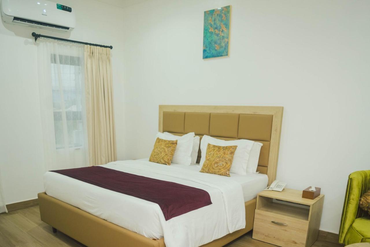 Quest Boutique Hotel Gwarinpa Luaran gambar