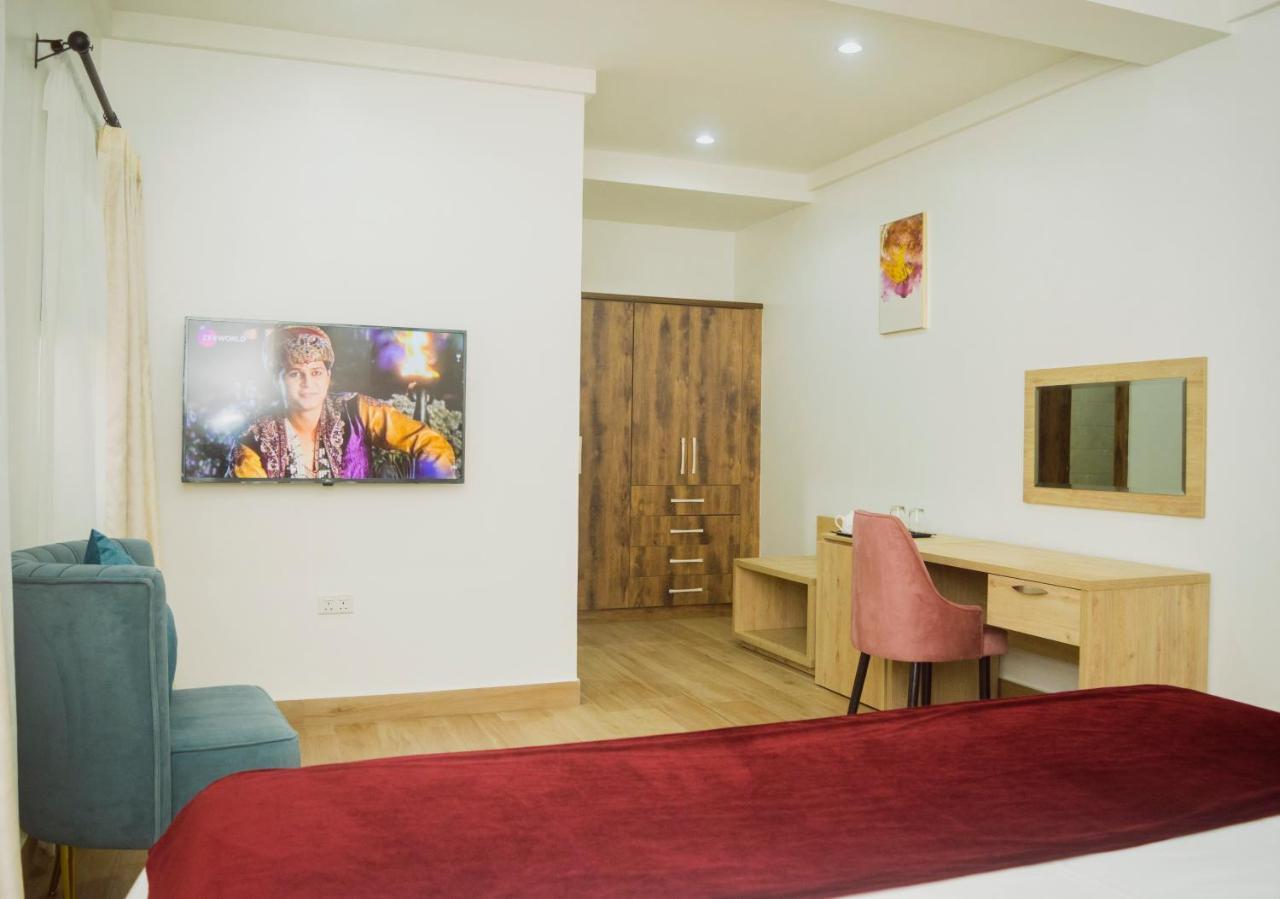 Quest Boutique Hotel Gwarinpa Luaran gambar