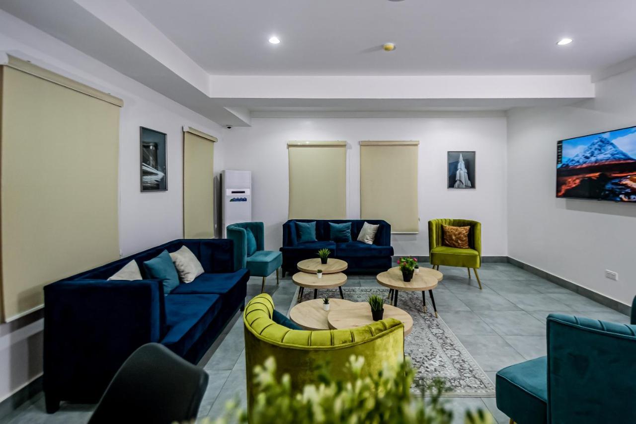 Quest Boutique Hotel Gwarinpa Luaran gambar