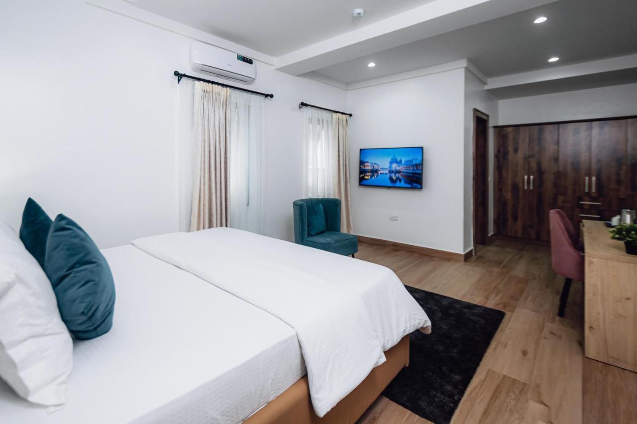 Quest Boutique Hotel Gwarinpa Luaran gambar