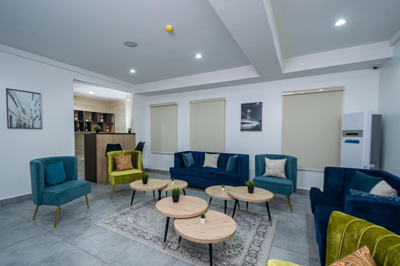 Quest Boutique Hotel Gwarinpa Luaran gambar
