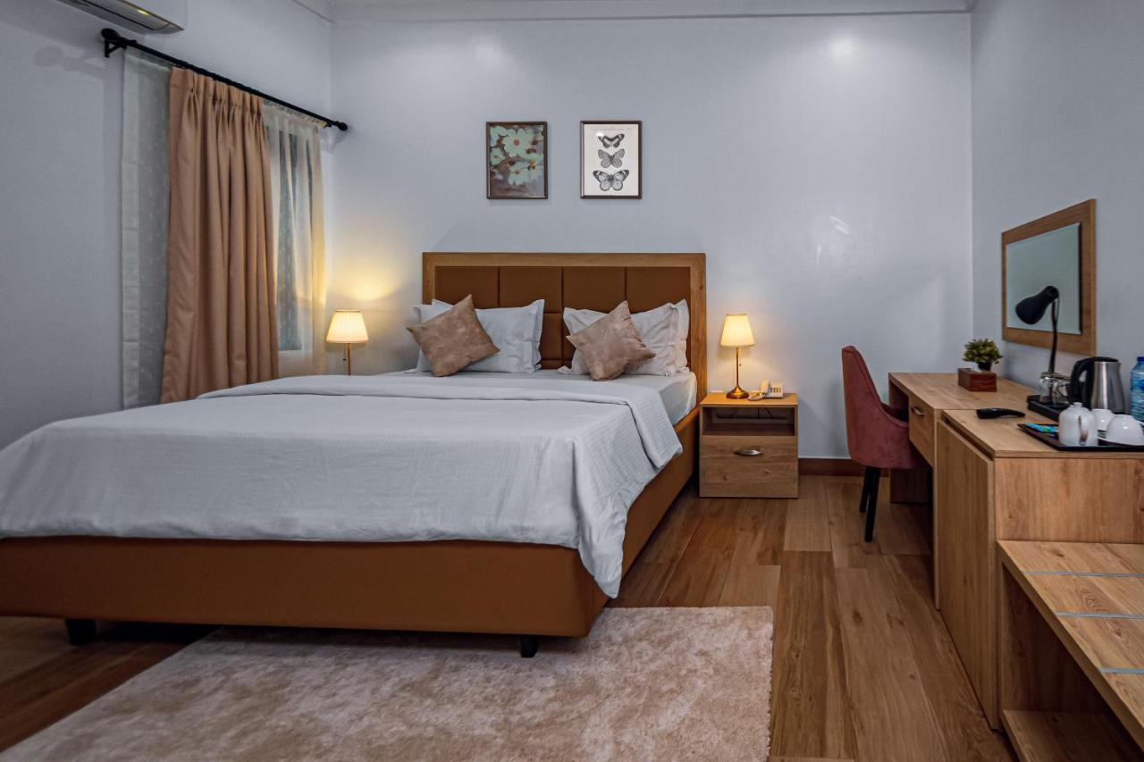 Quest Boutique Hotel Gwarinpa Luaran gambar