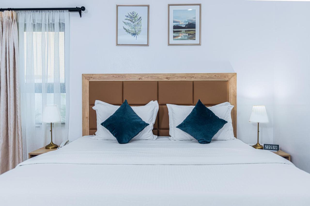 Quest Boutique Hotel Gwarinpa Luaran gambar