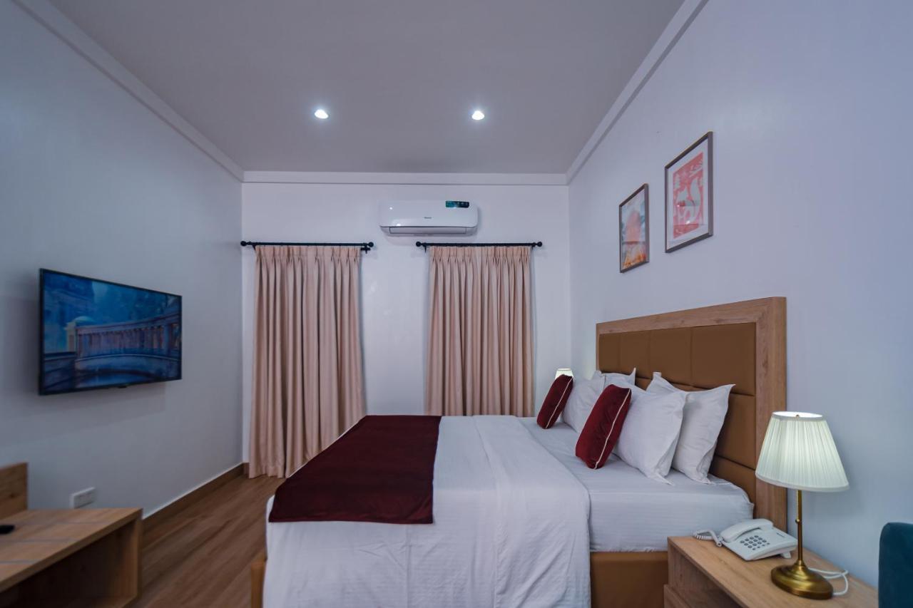 Quest Boutique Hotel Gwarinpa Luaran gambar