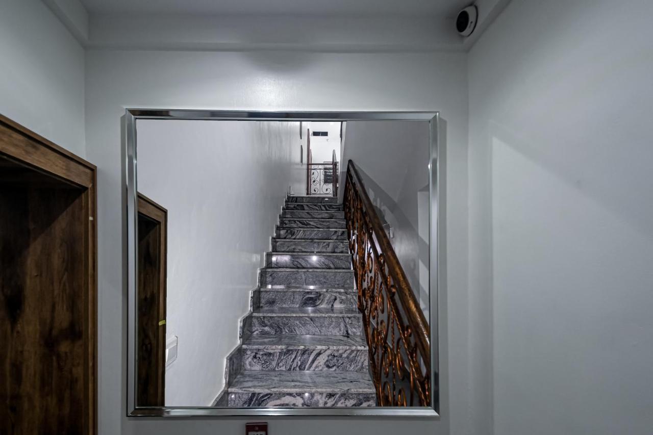 Quest Boutique Hotel Gwarinpa Luaran gambar